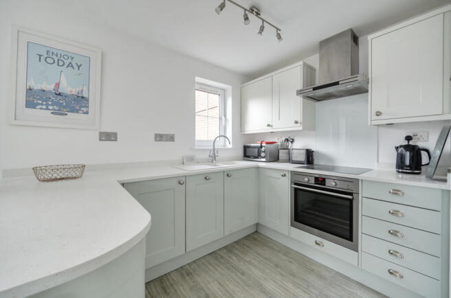 1431064-11-69c514...