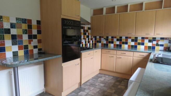 Upwood Road 43 kitch