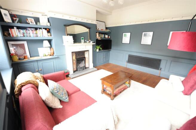 4 bed Semi-Detached for sale Image 10