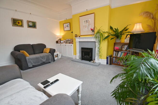 4 bed Terraced for sale Image 4