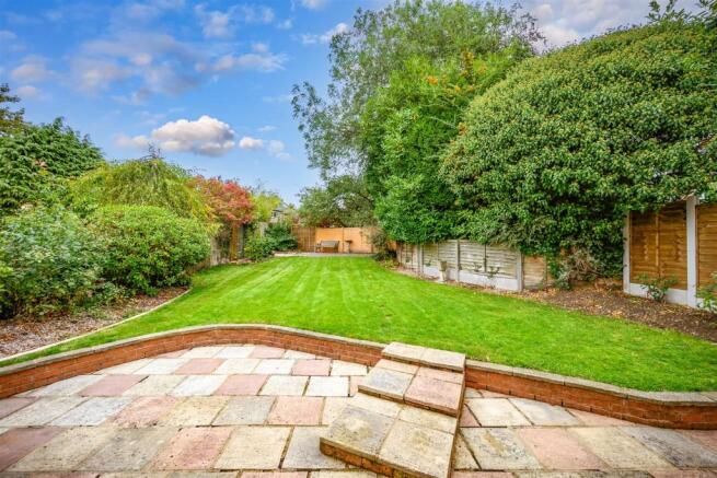15 Garden.jpg