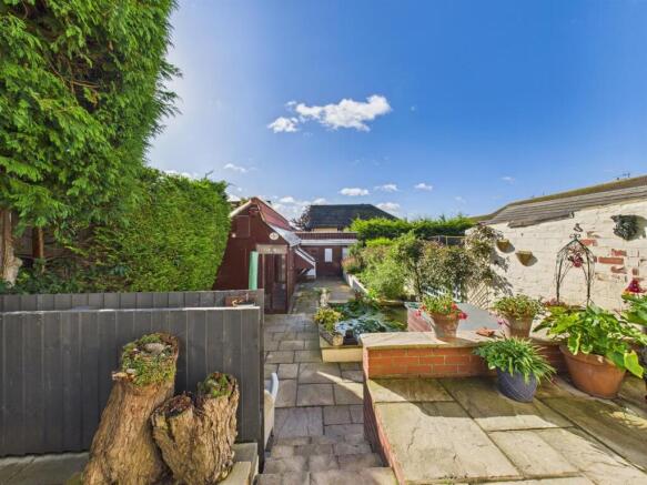 3 bed Semi-Detached for sale Image 11