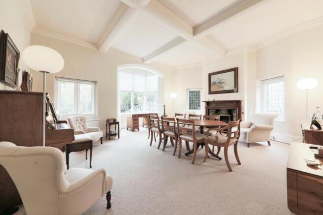 7 bed Detached for sale Image 12