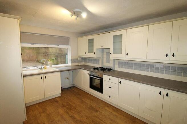 2 bed Terraced for sale Image 6