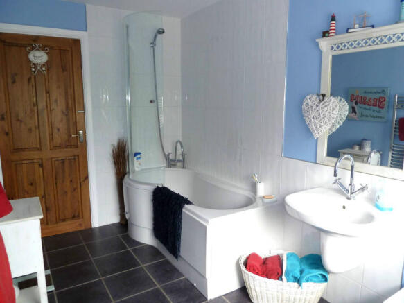 Large Bathroom
