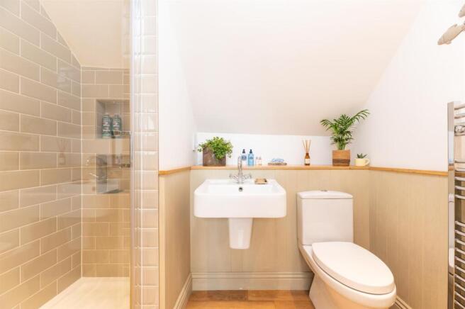 EN-SUITE TO BEDROOM TWO