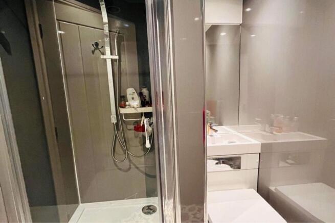 En-suite Shower Room