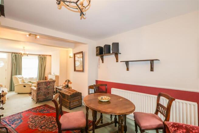 2 bed Terraced for sale Image 6