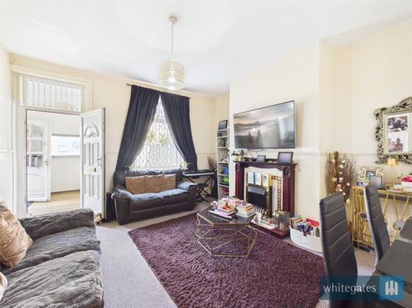 2 bed Terraced for sale Image 5