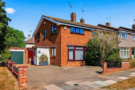 Treelawn Drive, Leigh-On-Sea, SS9