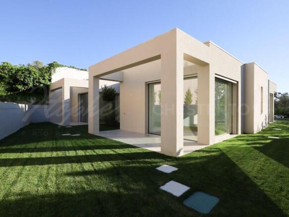 Near Quinta do Lago Brand New 5 Bed Villa For Sale (56)