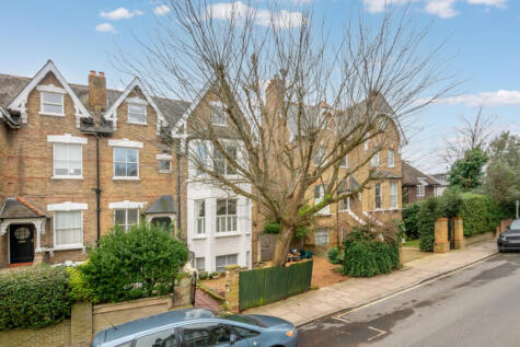 Kings Road,
Richmond, TW10