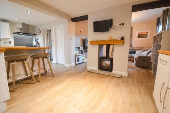 Whiston Grove, Rotherham, S60 photo 4