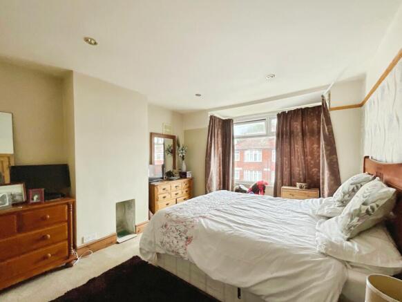 3 bed Semi-Detached for sale Image 11