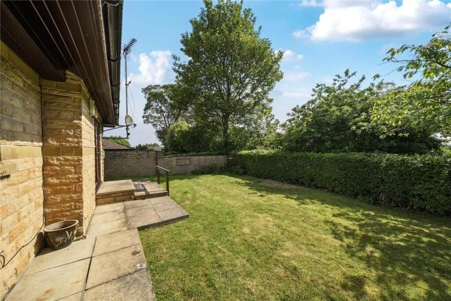 2 bed Bungalow for sale Image 8