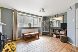 208, Elmwood Avenue, Feltham TW13 7QA