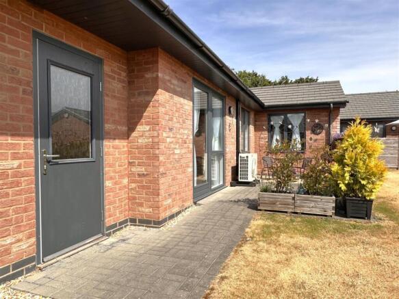 Rear Courtyard 886