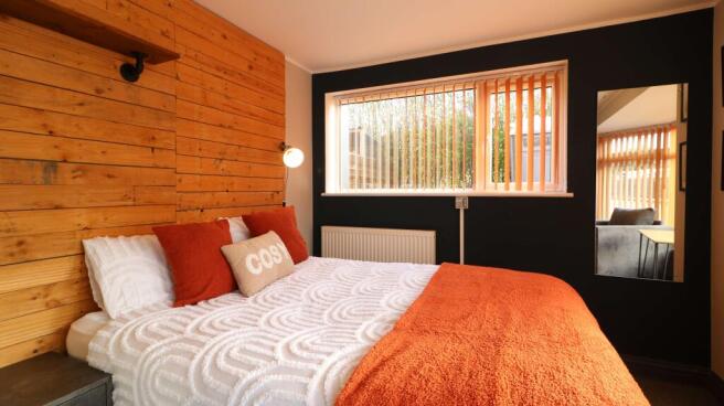 32 Lime Road Room 1.JPG