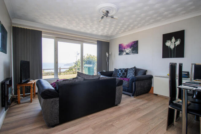 2 bed Semi-Detached Bungalow for sale Image 6