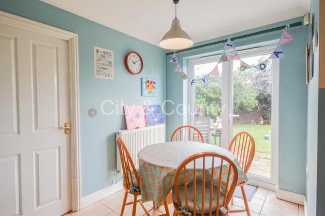 Breakfast room.jpg