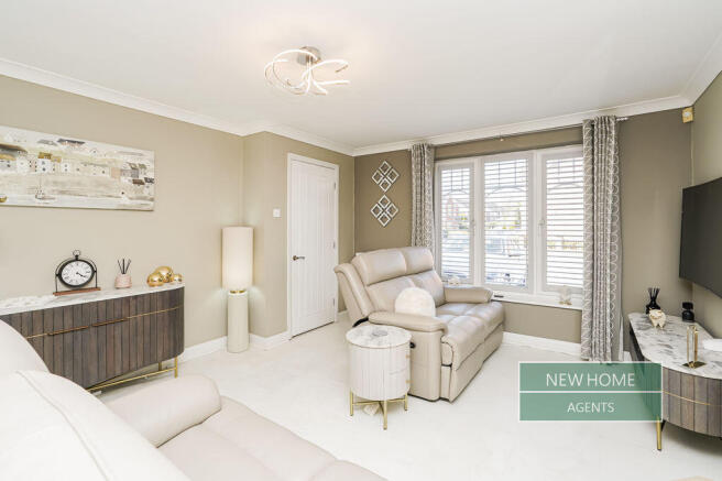 4 bed Detached for sale Image 12