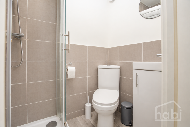 Bedroom 4 Ensuite