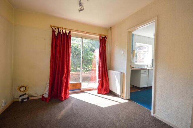 3 bed Semi-Detached for sale Image 6