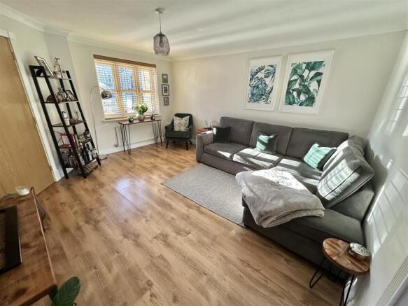 Bramleys Estate Agents - Greenfield View - Batley 