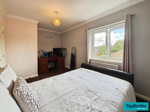 2 bed Terraced for sale Image 7