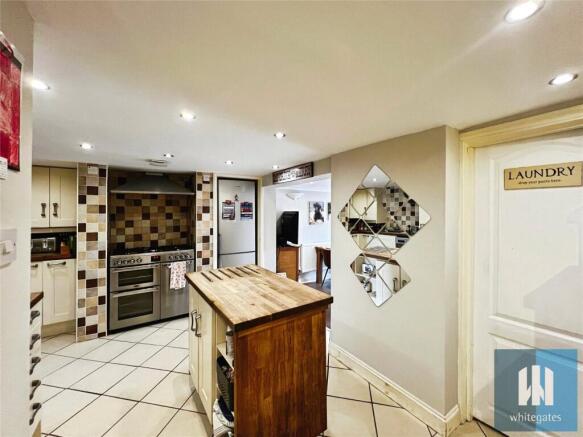 3 bed Semi-Detached for sale Image 5