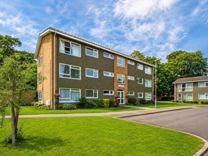 Oakleigh Way, Highcliffe, Dorset, BH23