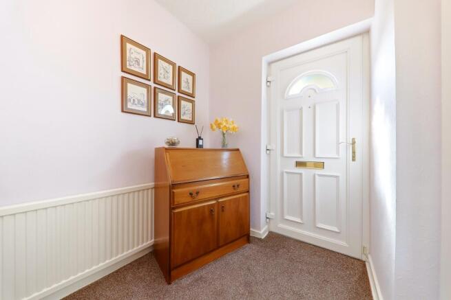 4 bed Detached for sale Image 10