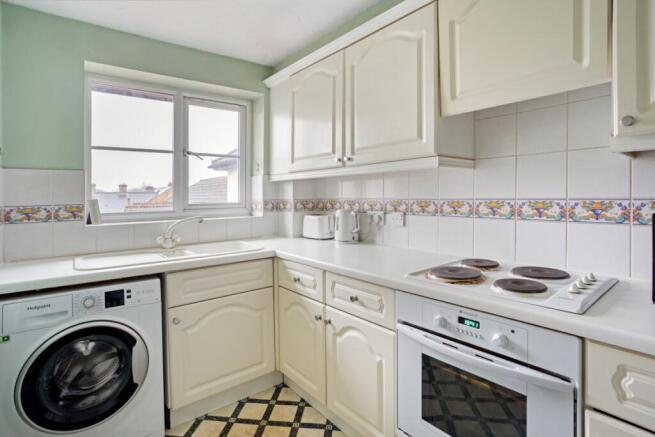 Flat 15 295313 (10)