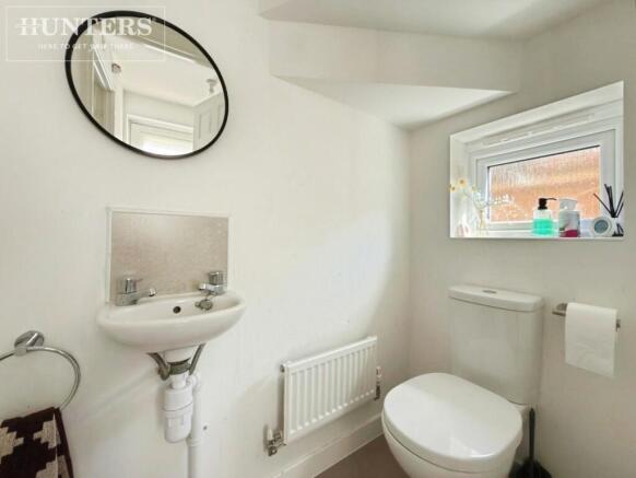 4 bed Detached for sale Image 7