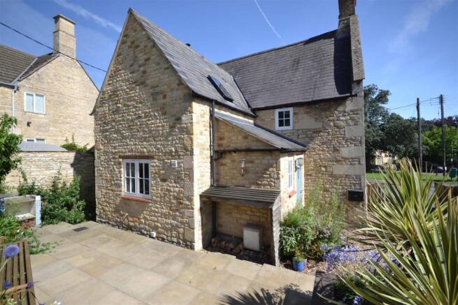 Barrowden - Rear Aspect i.jpg