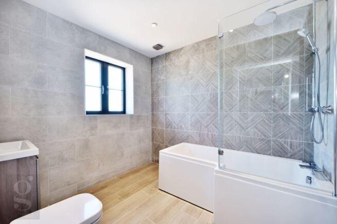 Main Bathroom