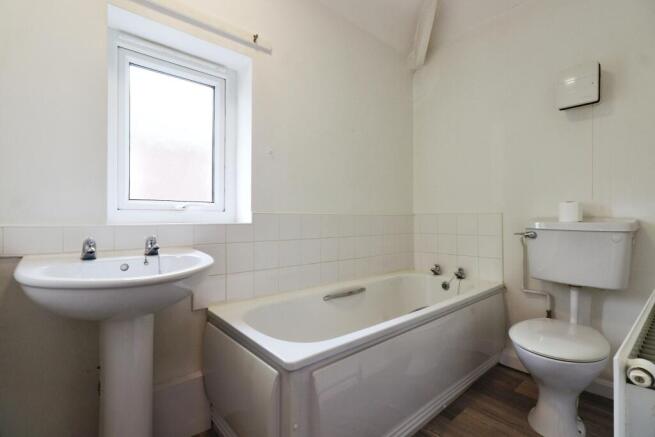 3 bed Semi-Detached for sale Image 11