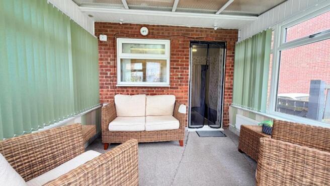 2 bed Semi-Detached for sale Image 6