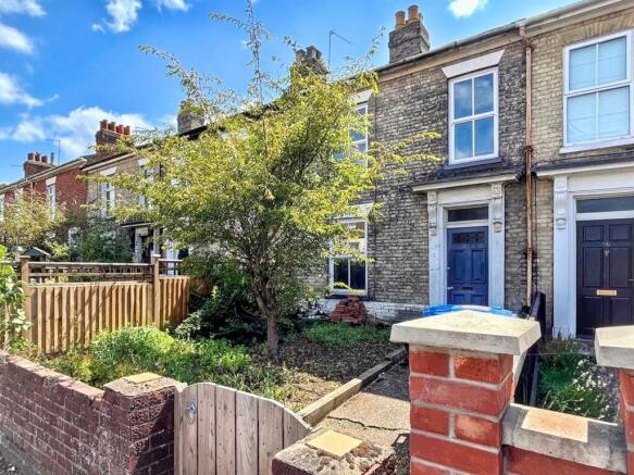 ABBlEcMq3EWgrTynPm5tRw (1).jpg