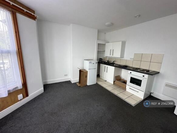 Kitchen / Studio