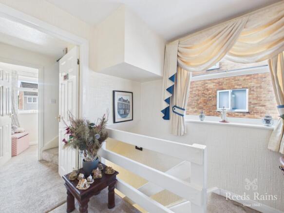 2 bed Semi-Detached for sale Image 9