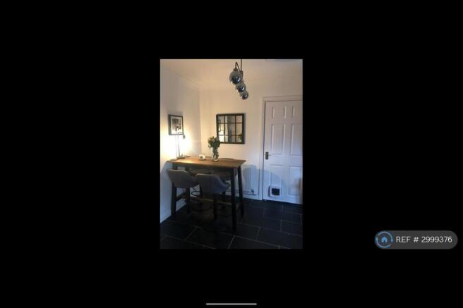 3 bed Semi-Detached to rent Image 4