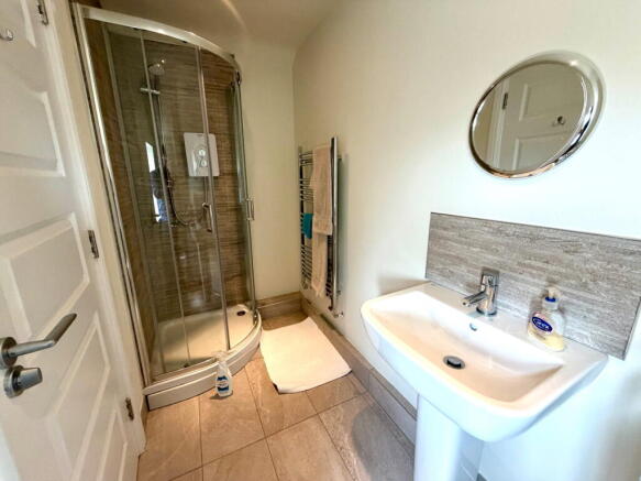 4 bed Town House for sale Image 11