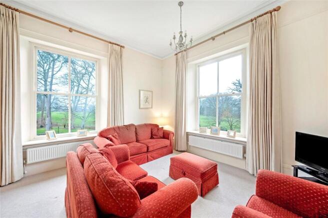 2 bed Apartment for sale Image 8