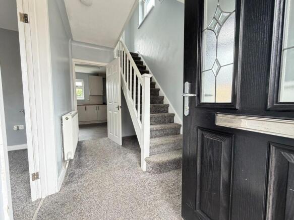 3 bed Semi-Detached for sale Image 9