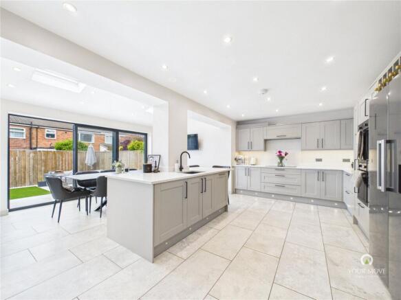 Kitchen Dining Pic 1