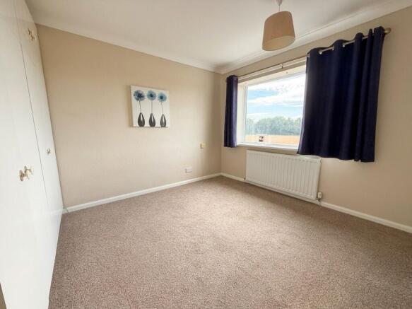 3 bed Semi-Detached for sale Image 10