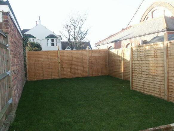 59 howard st rear garden.jpg