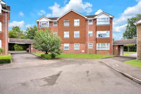 Bowes Close, Horsham