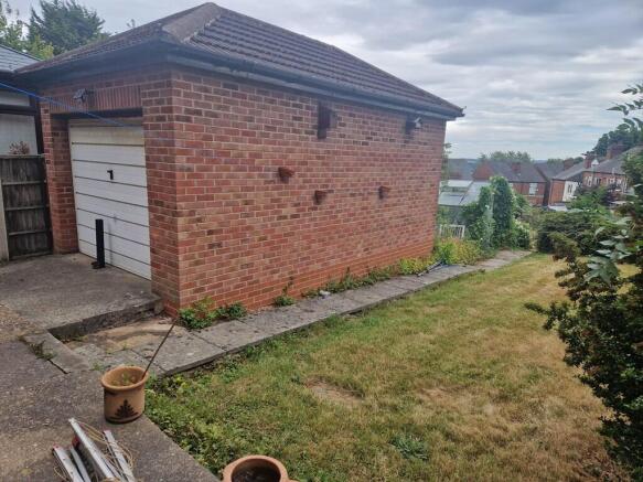 3 bed Semi-Detached for sale Image 12